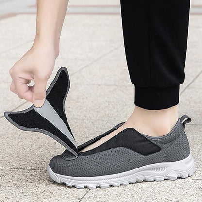 Women's Extra Wide Slip Resistant Shoes